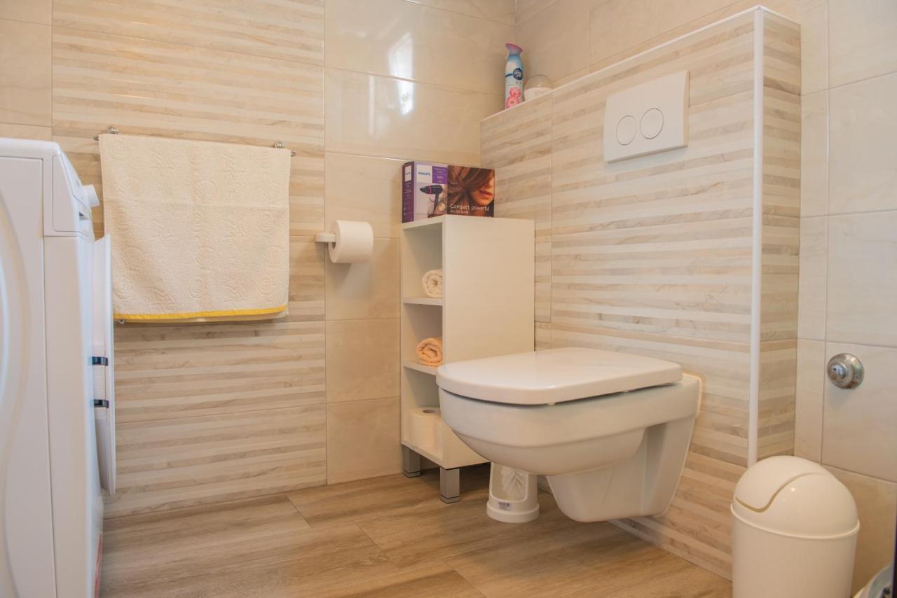 Apartman Eva Vrsi Esterno foto